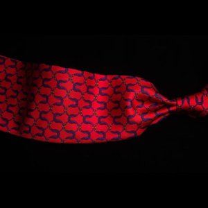 Brooks Brothers "Makers" Men's Red Chain 100% Silk Neck Tie 3.8"W x 57"L